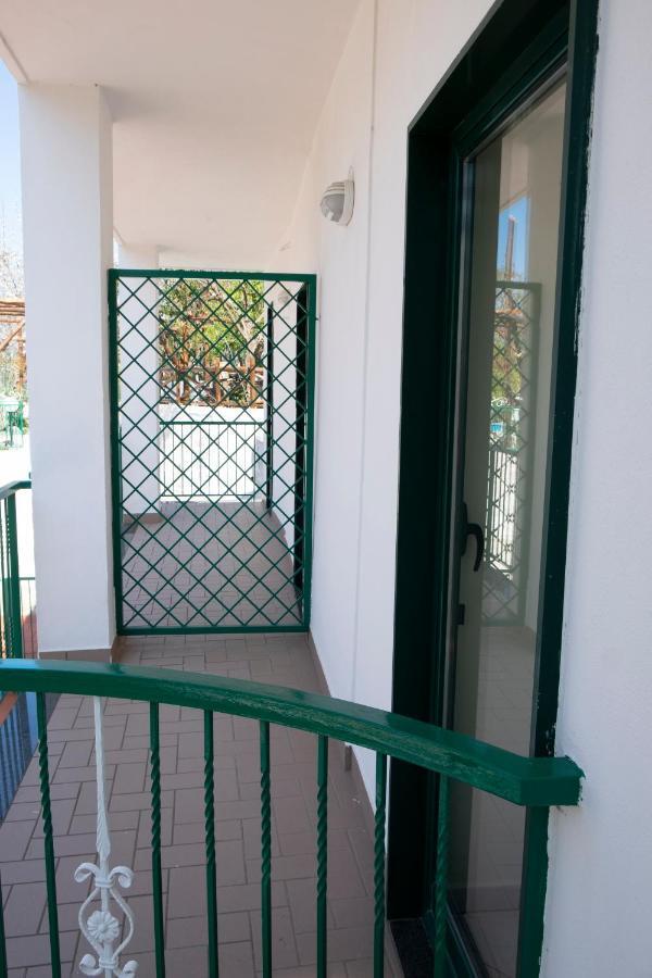 B&B Casa Vacanza Cioffi Vico Equense Exterior photo